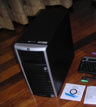 HP ProLiant ML115�̊O��